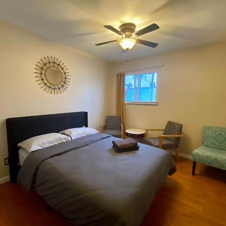 Historic Townhouse Oasis With En-Suite Bathroom Filadelfia Esterno foto