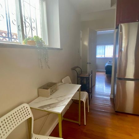 Historic Townhouse Oasis With En-Suite Bathroom Filadelfia Esterno foto