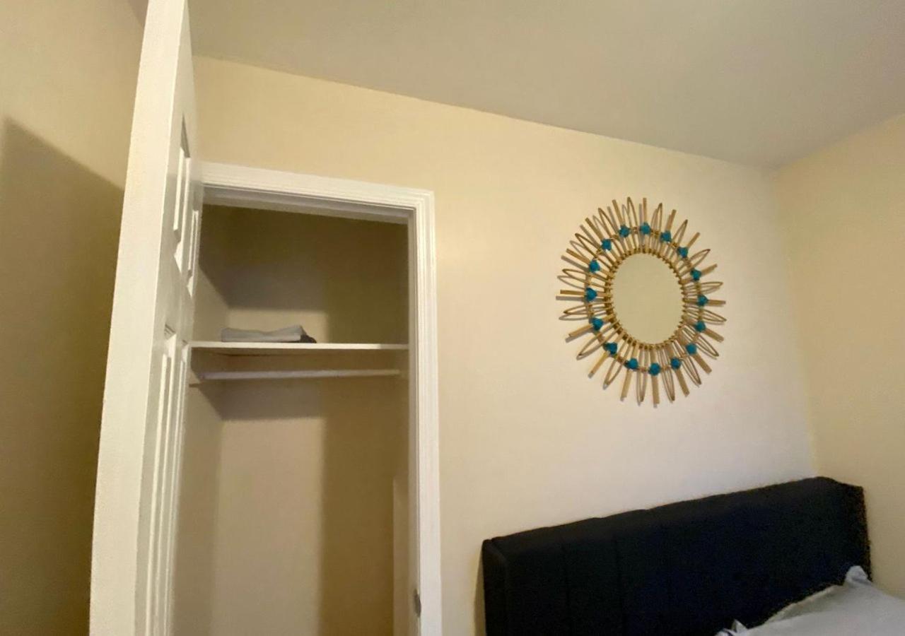 Historic Townhouse Oasis With En-Suite Bathroom Filadelfia Esterno foto
