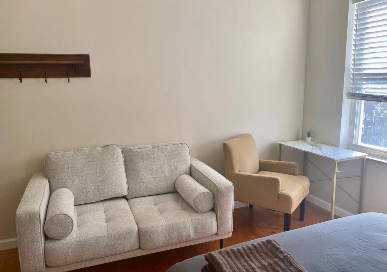 Historic Townhouse Oasis With En-Suite Bathroom Filadelfia Esterno foto