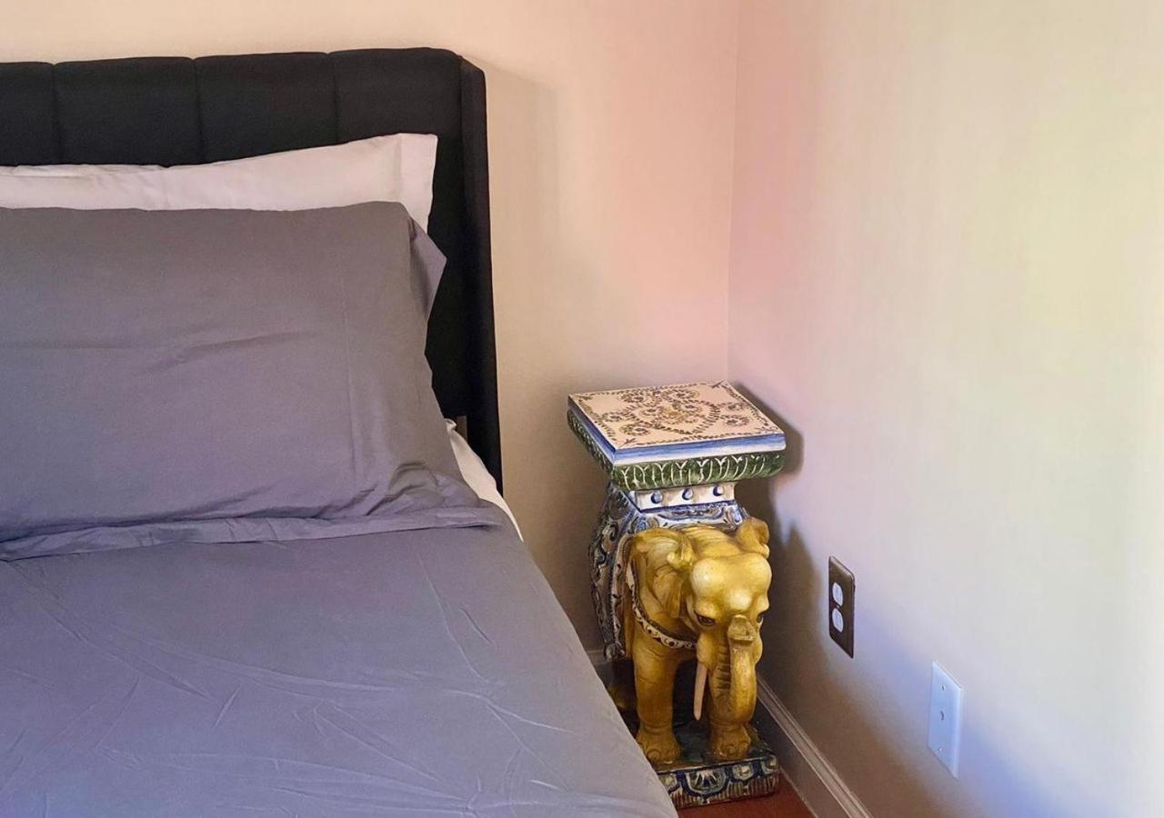 Historic Townhouse Oasis With En-Suite Bathroom Filadelfia Esterno foto