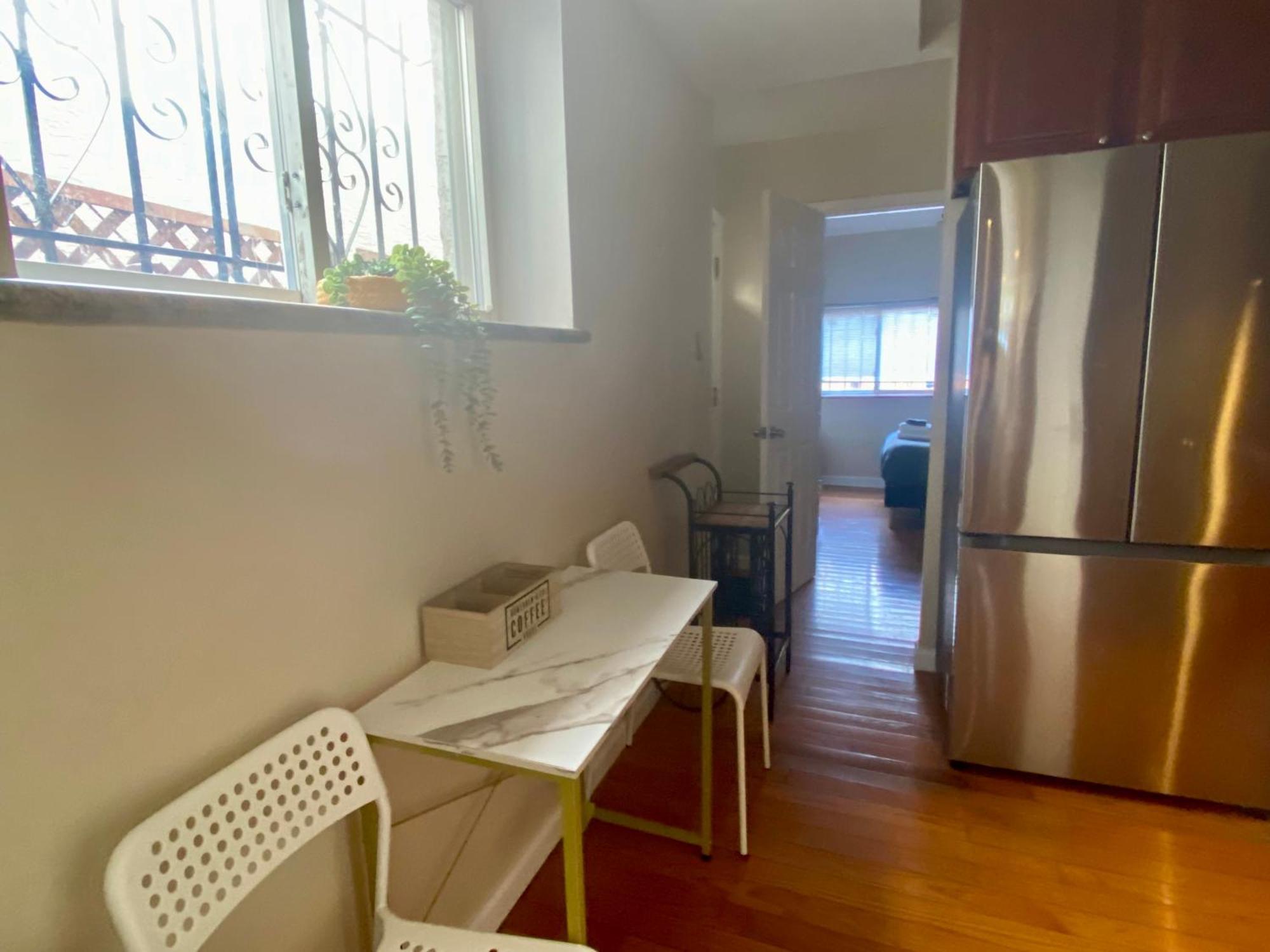 Historic Townhouse Oasis With En-Suite Bathroom Filadelfia Esterno foto